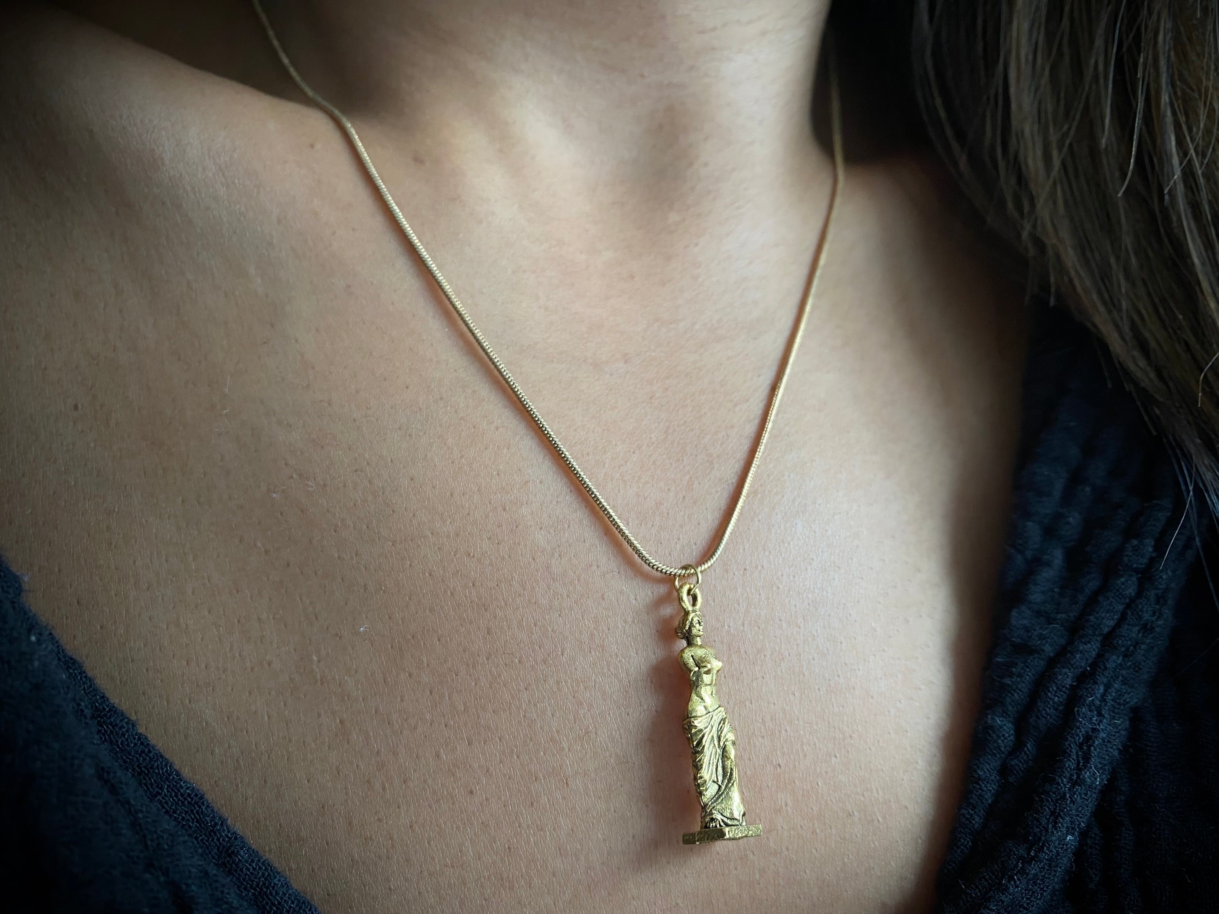 Aphrodite Gold Necklace