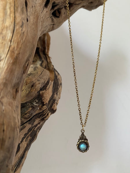 arabella labradorite antique gold necklace