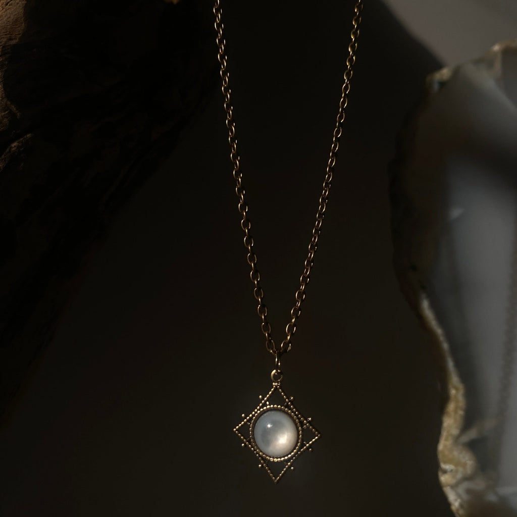 ophelia pearl necklace