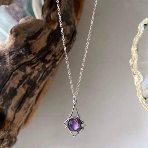 silver amethyst necklace