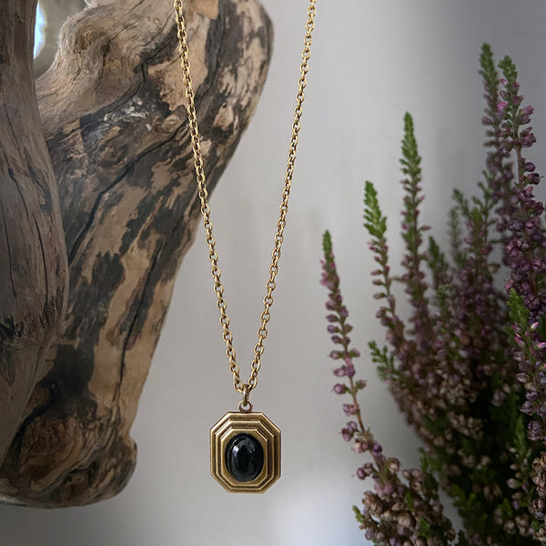 athena gold onyx necklace