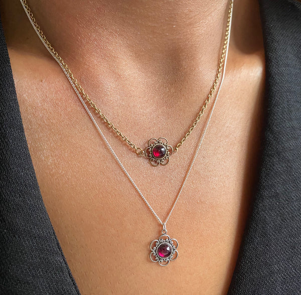 cassis necklace