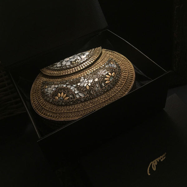 metal clutch