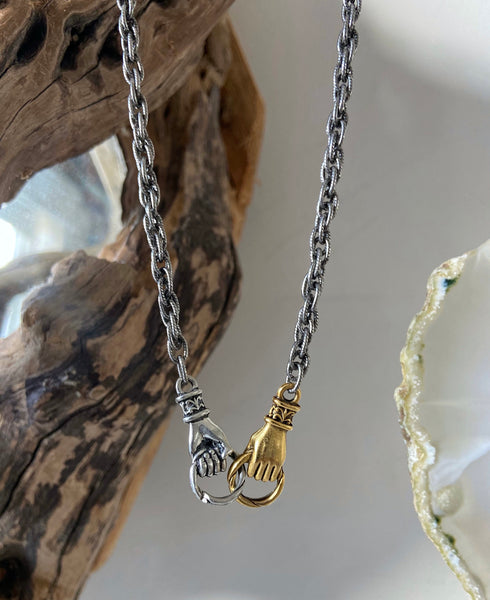 silver chain unity necklace