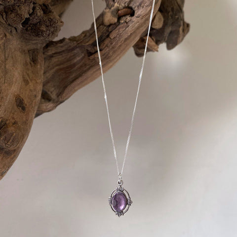 isla silver amethyst necklace
