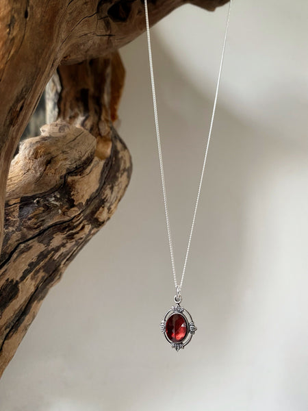silver garnet necklace