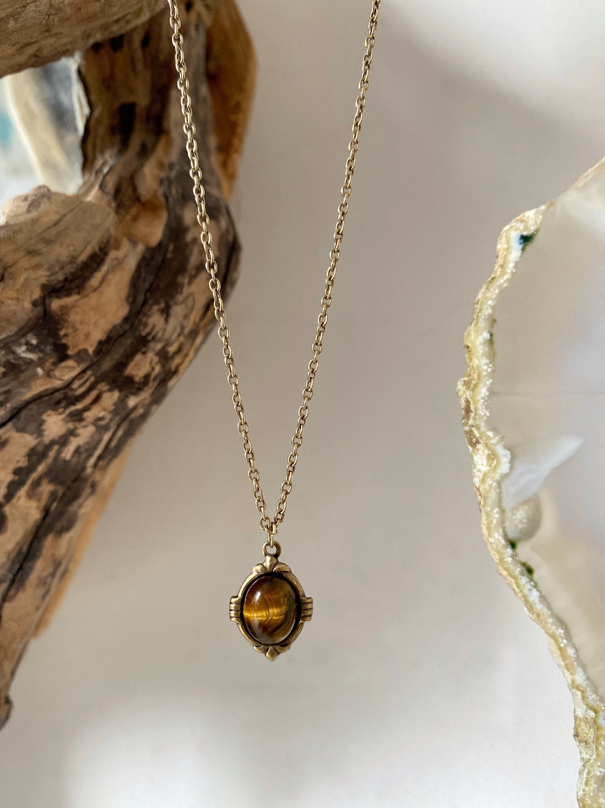 tiger eye gold necklace