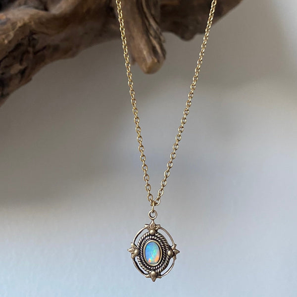 nova opal necklace