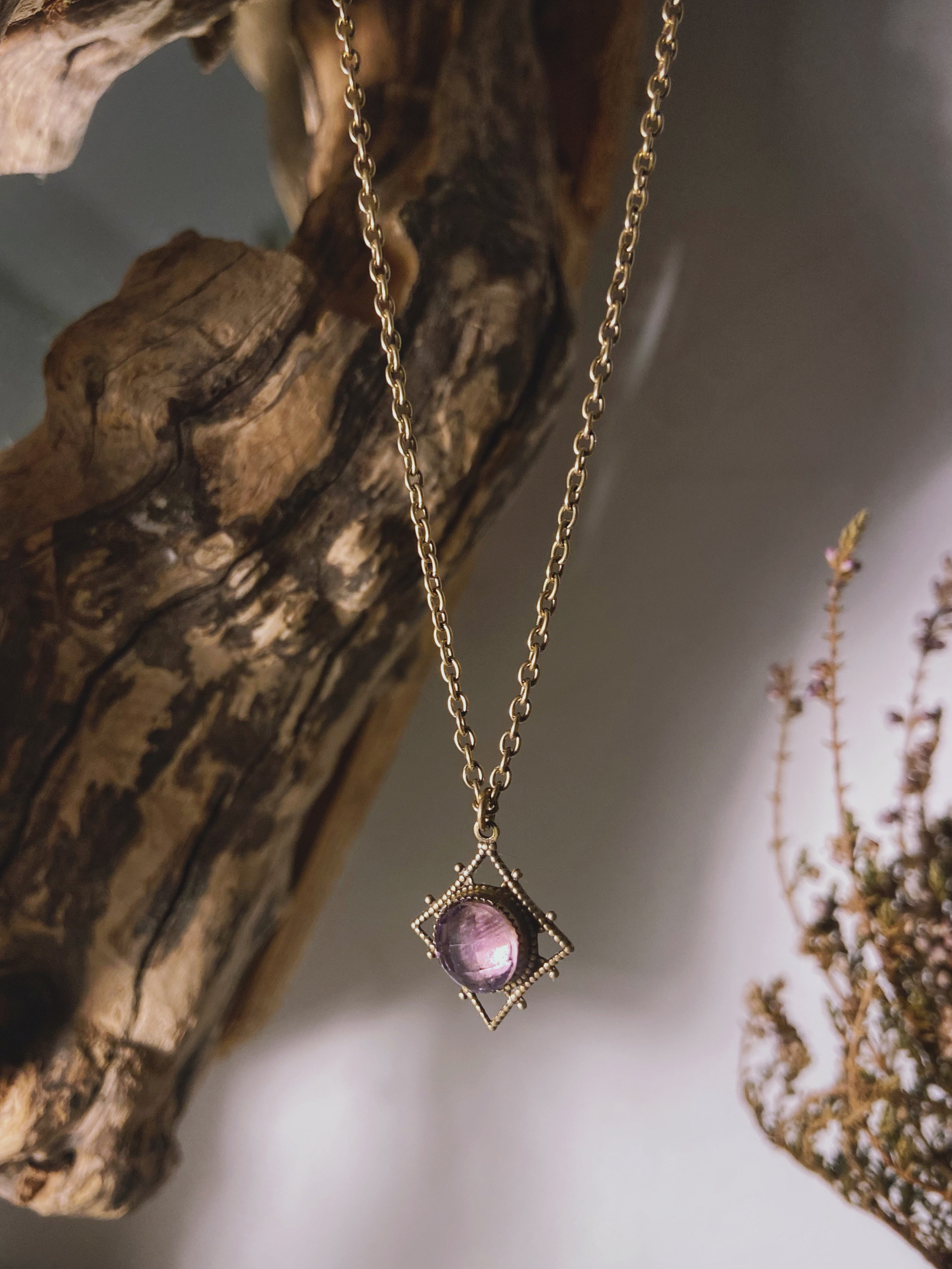 vintage gold amethyst necklace