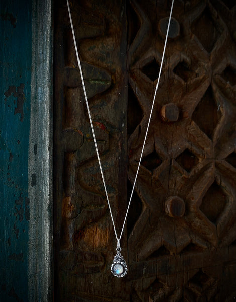 arabella handmade silver moonstone necklace