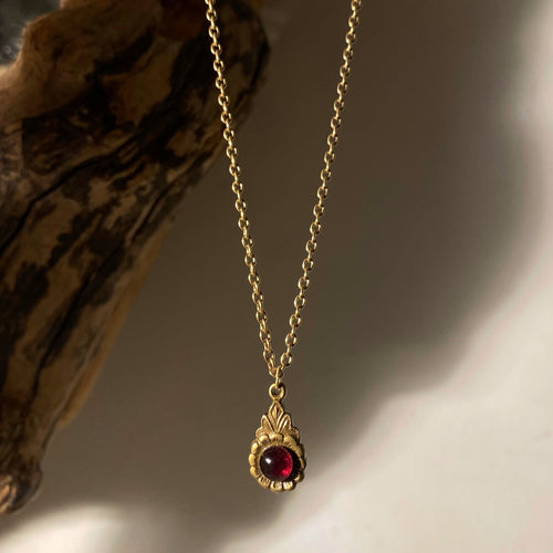 red garnet necklace