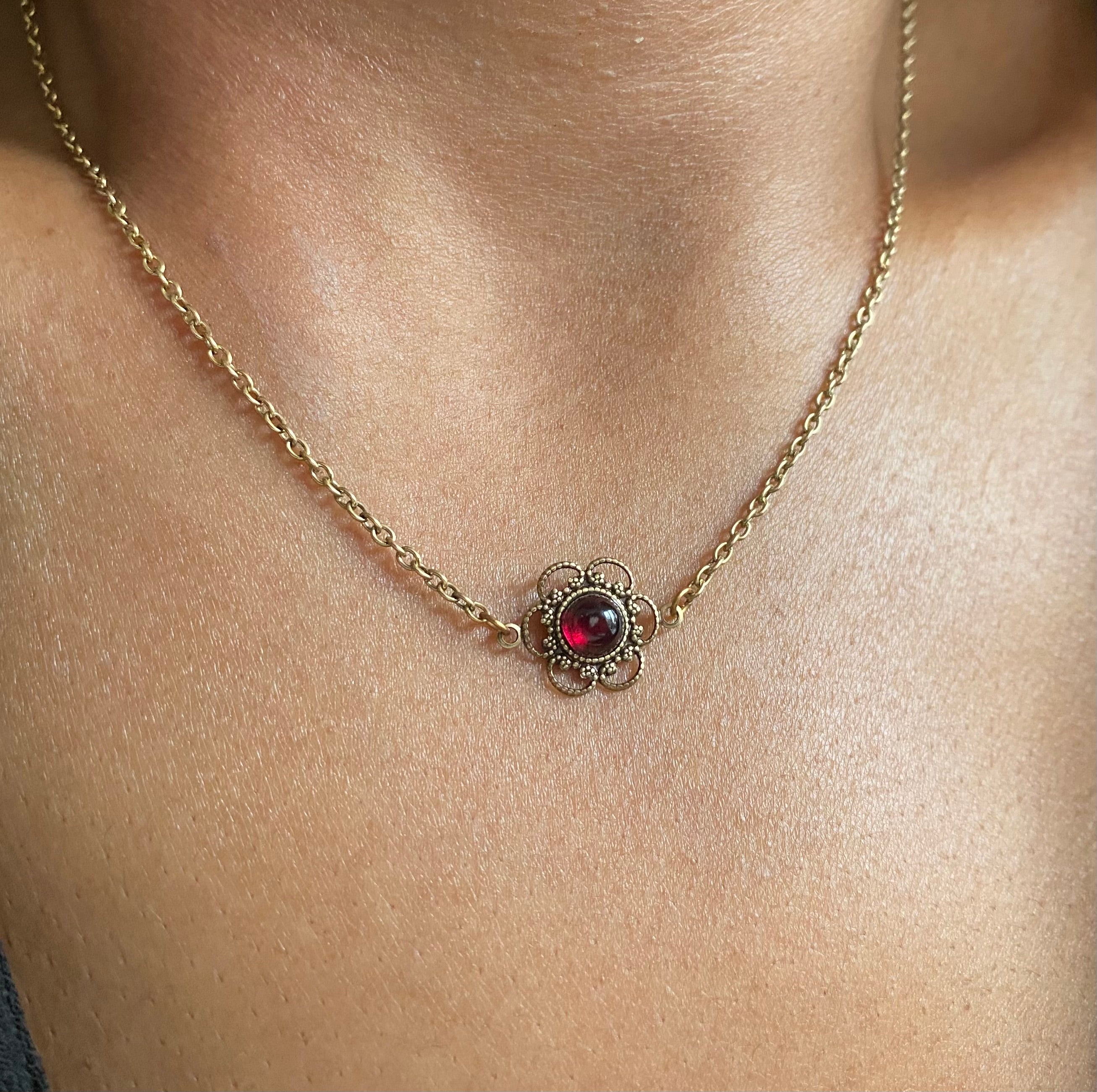 garnet choker