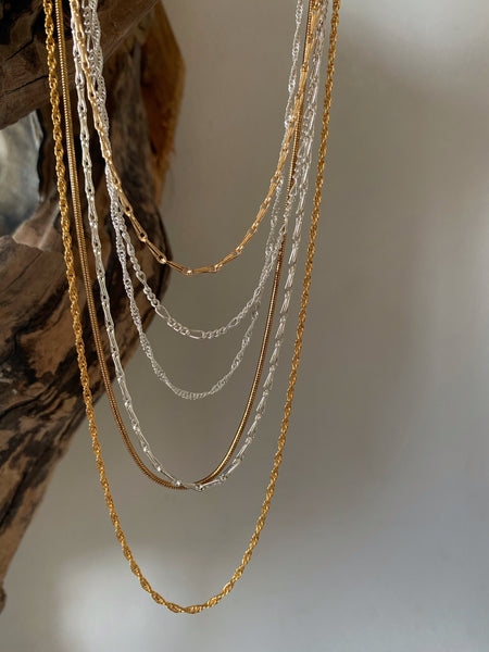 layering necklace chains